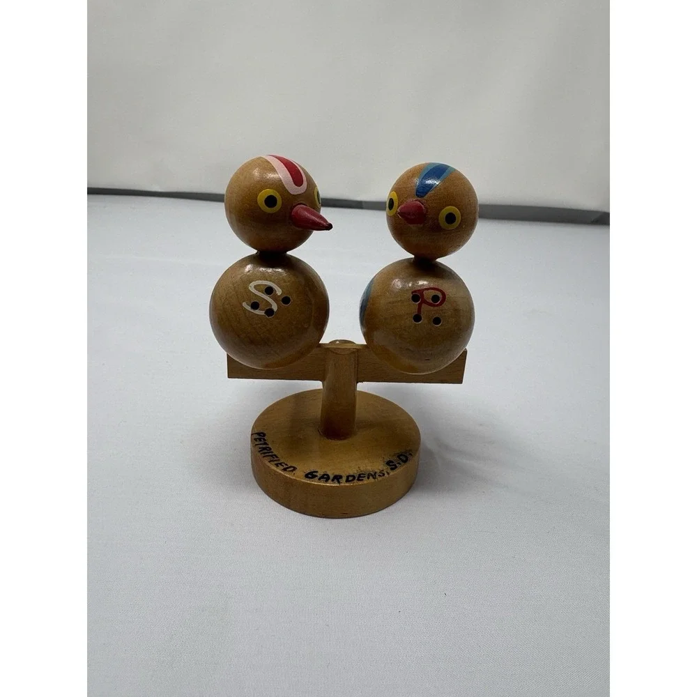 Vintage Hand Painted Wooden Birds Perch Stand‎ Salt & Pepper Retro MCM Unique